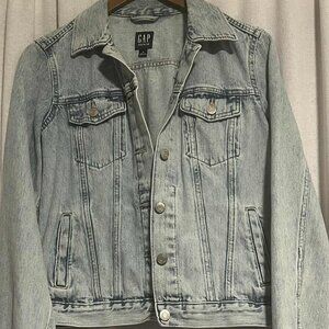 Gap Light Wash Trucker Style Jacket Size M